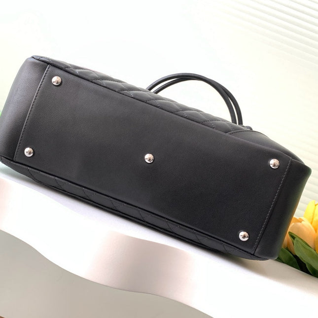 CHANEL CAMBON LARGE FLAP 25S 33 CM IN BLACK CALFSKIN WITH WHITE LOGO