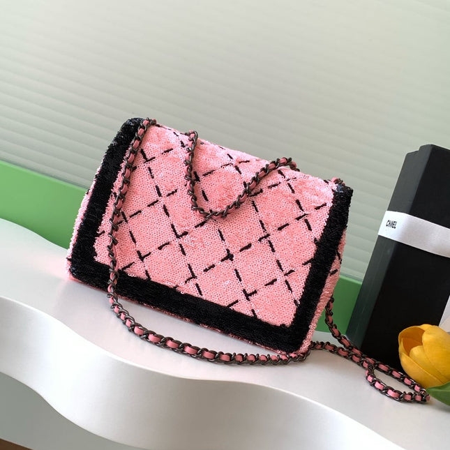 CLASSIC FLAP BAG 21 IN BLACK PINK SEQUINS RUTHENIUM HARDWARE