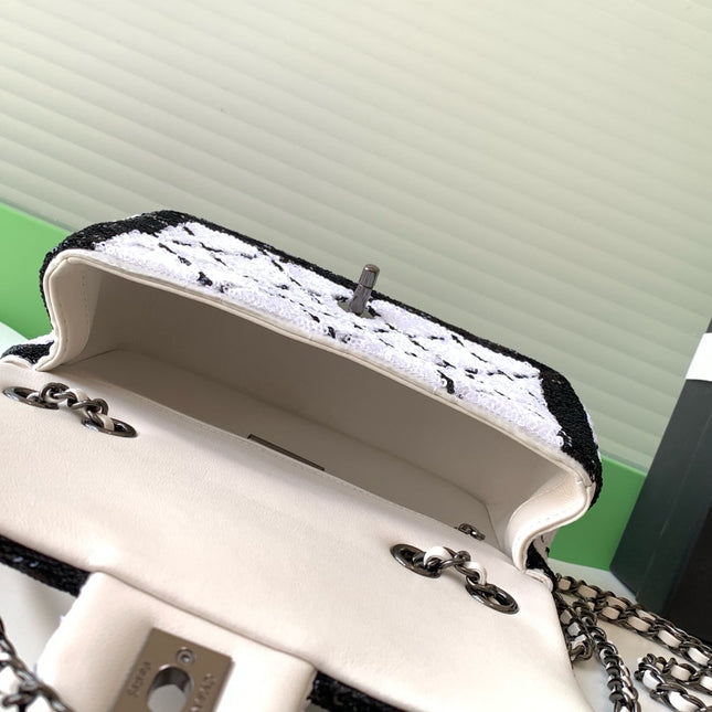 CLASSIC FLAP BAG 21 IN BLACK WHITE SEQUINS RUTHENIUM HARDWARE