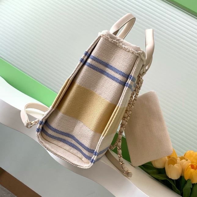 SHOPPING BAG 34 IN WHITE BLUE AND YELLOW CANVAS