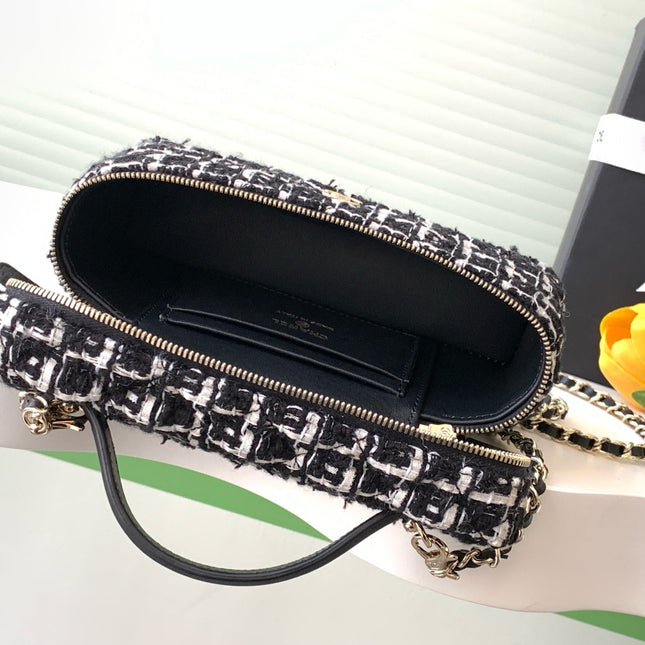 VANITY CASE 19 IN BLACK MIX WHITE QUILTED TWEED GOLD HARDWARE