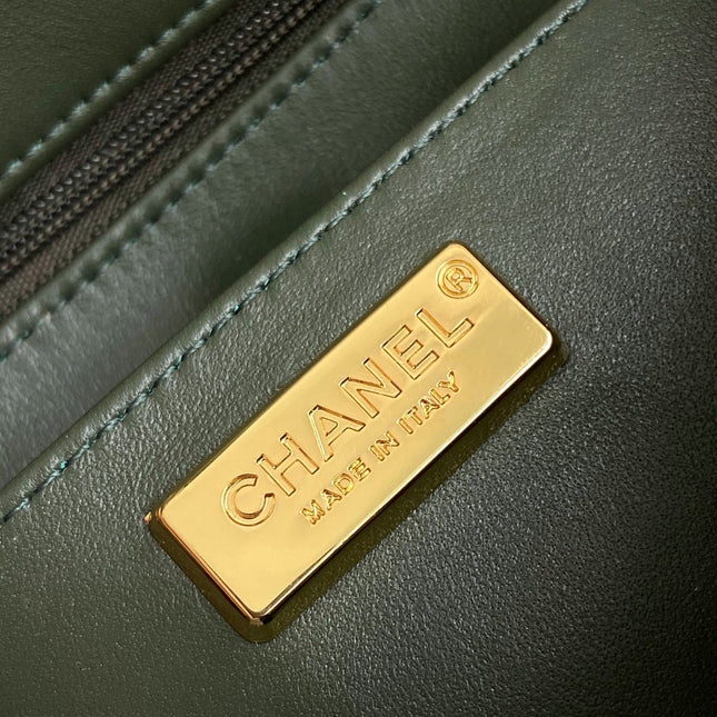 FLAP BAG 21 IN BASIL GREEN MIX WHITE SHINY SEQUINS GOLD HARDWARE