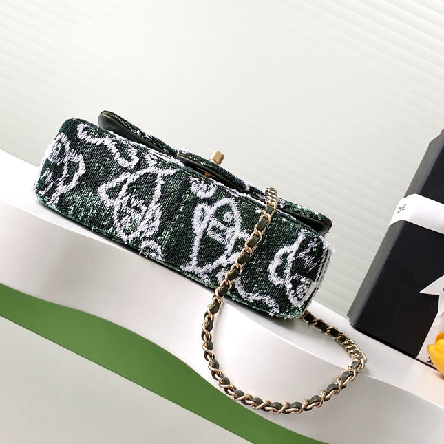 FLAP BAG 21 IN BASIL GREEN MIX WHITE SHINY SEQUINS GOLD HARDWARE