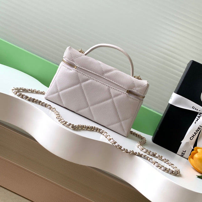 CHANEL 25S VANITY BAG 19.5 CM IN LIGHT BEIGE LAMBSKIN