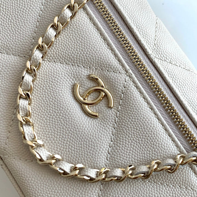 CHANEL 25S VANITY BAG 19.5 CM IN LIGHT BEIGE LAMBSKIN