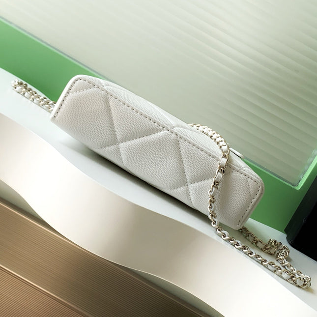 CHANEL 25S VANITY BAG 19.5 CM IN WHITE LAMBSKIN