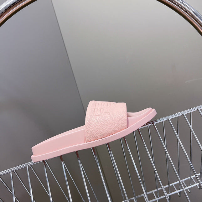 FENDI ROMA SLIDES IN LIGHT PINK LAMBSKIN LEATHER