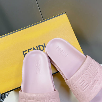 FENDI ROMA SLIDES IN LIGHT PINK LAMBSKIN LEATHER