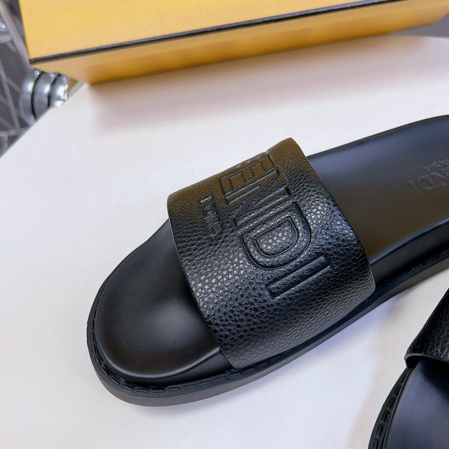 FENDI ROMA SLIDES IN BLACK LAMBSKIN LEATHER