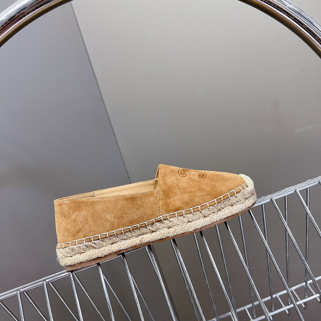 LOAFER IN PEANUT BROWN SUEDE AND WOVEN RAFFIA