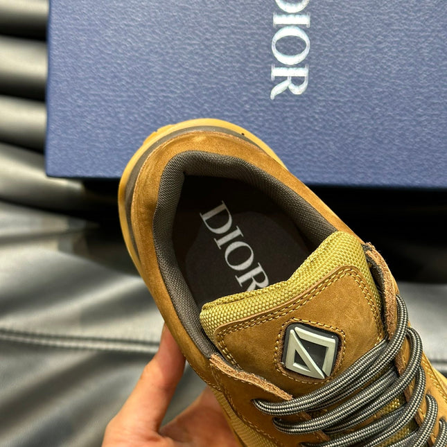 CD & TRAVIS SCOTT SNEAKER BRONZE SUEDE
