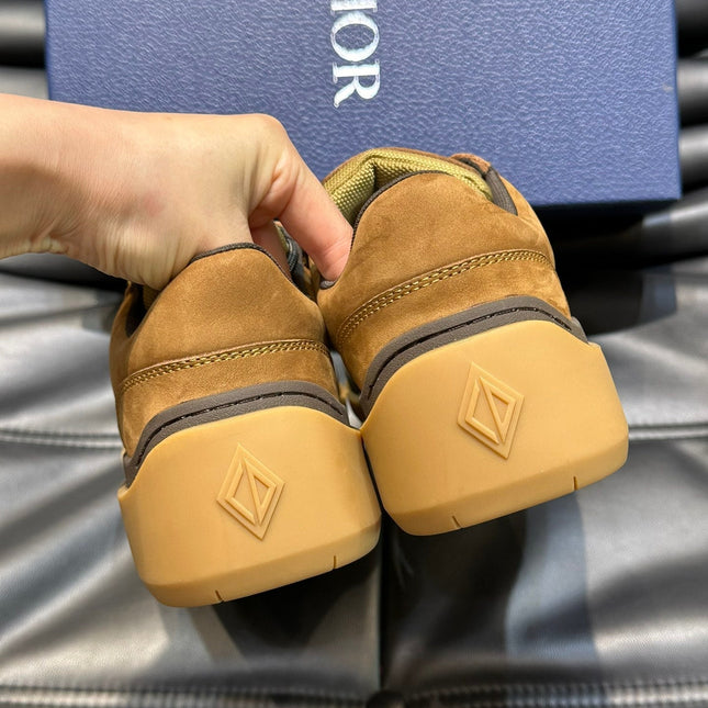 CD & TRAVIS SCOTT SNEAKER BRONZE SUEDE