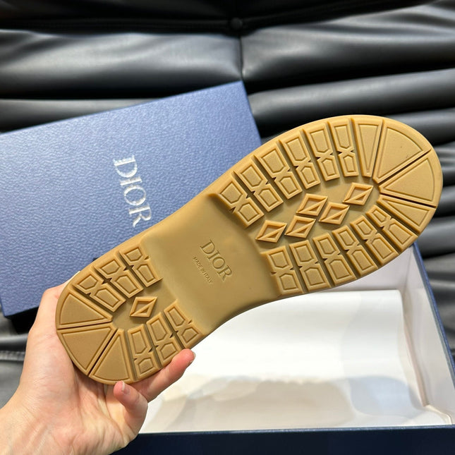 CD & TRAVIS SCOTT SNEAKER CREAM CALFSKIN