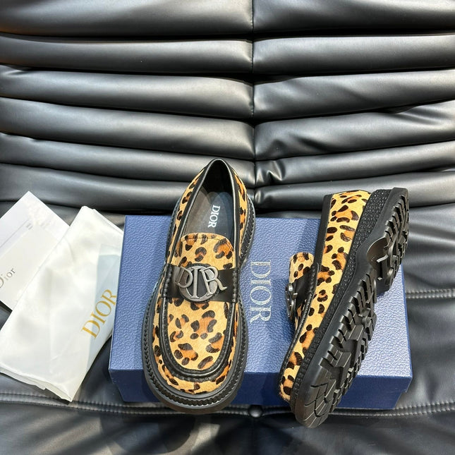 CD EXPLORER ICON LOAFER BLACK AND BRONZE FUR