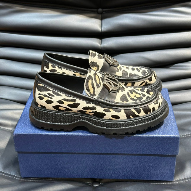 CD EXPLORER ICON LOAFER BLACK AND YELLOW FUR