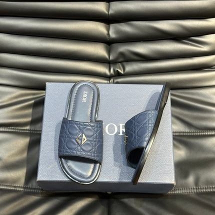 CD ALIAS SUMMER SLIPPER NAVY EMBOSSED CALFSKIN