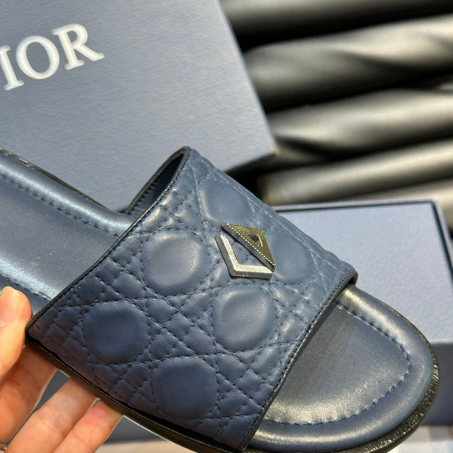 CD ALIAS SUMMER SLIPPER NAVY EMBOSSED CALFSKIN