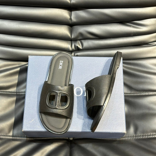 CD D-CLUB SLIDE SLIPPER BLACK GRAINED CALFSKIN