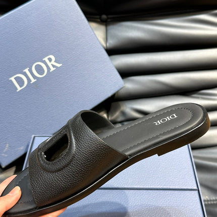 CD D-CLUB SLIDE SLIPPER BLACK GRAINED CALFSKIN