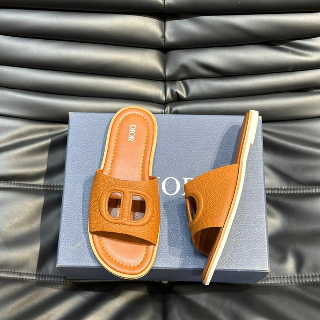 CD D-CLUB SLIDE SLIPPER TIGER GRAINED CALFSKIN