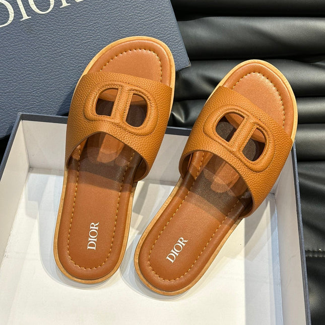 CD D-CLUB SLIDE SLIPPER TIGER GRAINED CALFSKIN