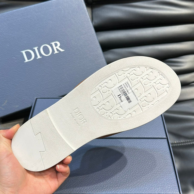 CD D-CLUB SLIDE SLIPPER TIGER GRAINED CALFSKIN