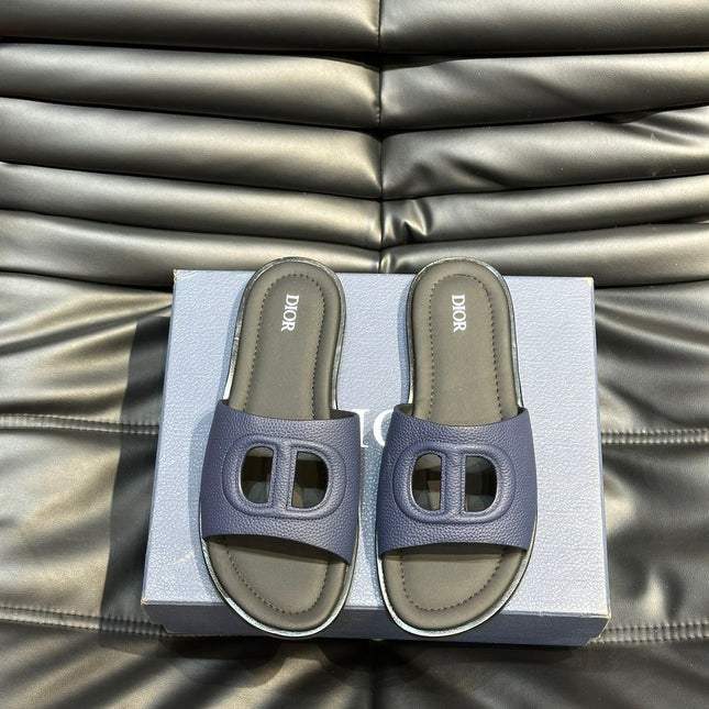 CD D-CLUB SLIDE SLIPPER NAVY GRAINED CALFSKIN