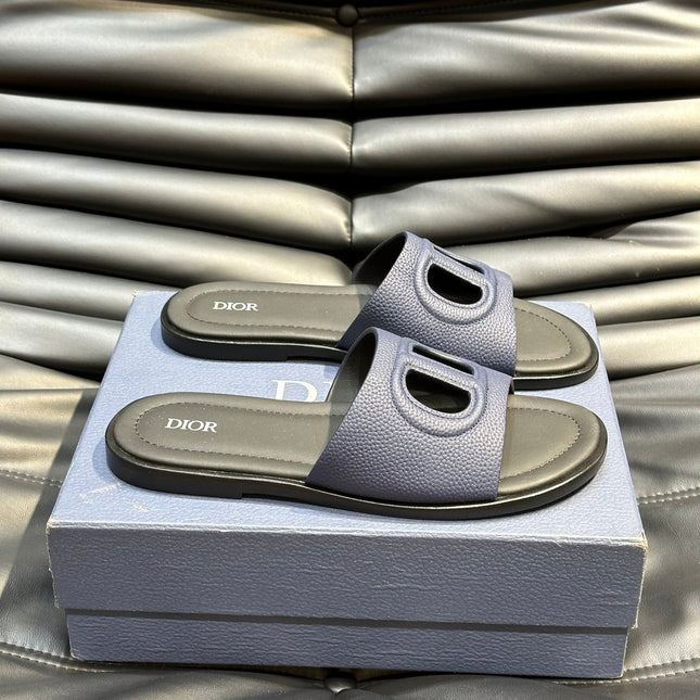 CD D-CLUB SLIDE SLIPPER NAVY GRAINED CALFSKIN