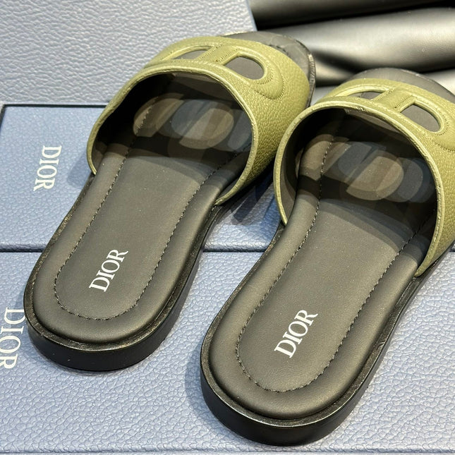 CD D-CLUB SLIDE SLIPPER OLIVE-JUNIPER GRAINED CALFSKIN