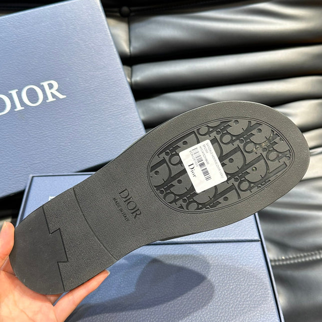 CD D-CLUB SLIDE SLIPPER OLIVE-JUNIPER GRAINED CALFSKIN
