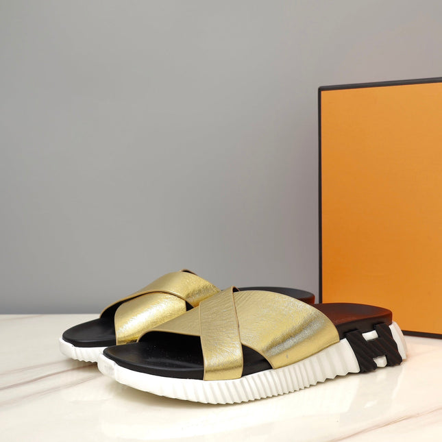 HM INFRA SANDAL GOLD METALLIC LAMBSKIN