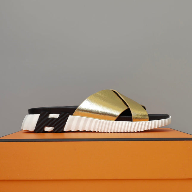 HM INFRA SANDAL GOLD METALLIC LAMBSKIN