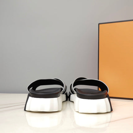 HM INFRA SANDAL SILVER LAMBSKIN