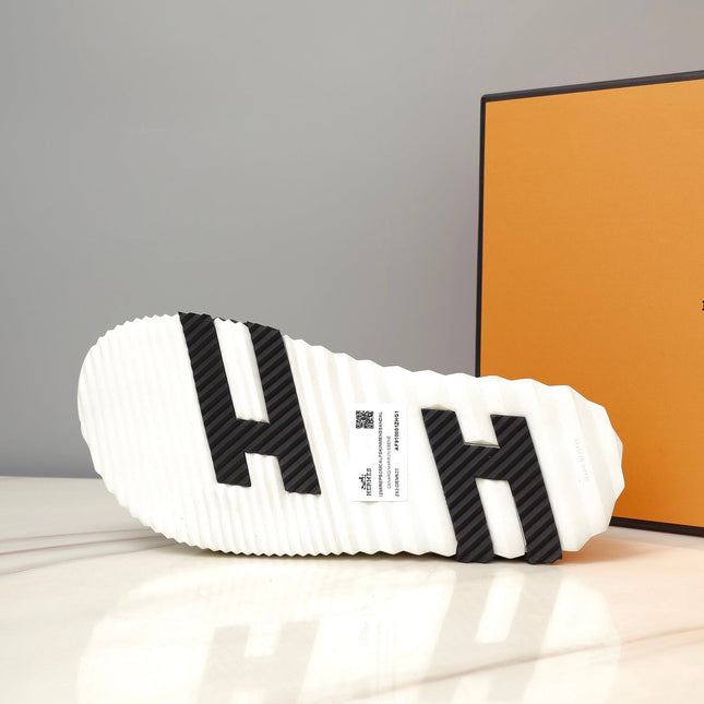HM INFRA SANDAL SILVER LAMBSKIN