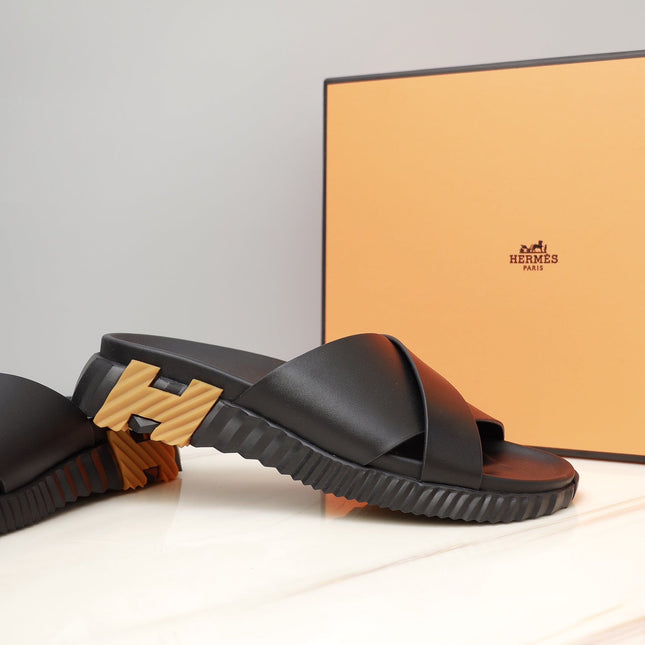 HM INFRA SANDAL BLACK LAMBSKIN