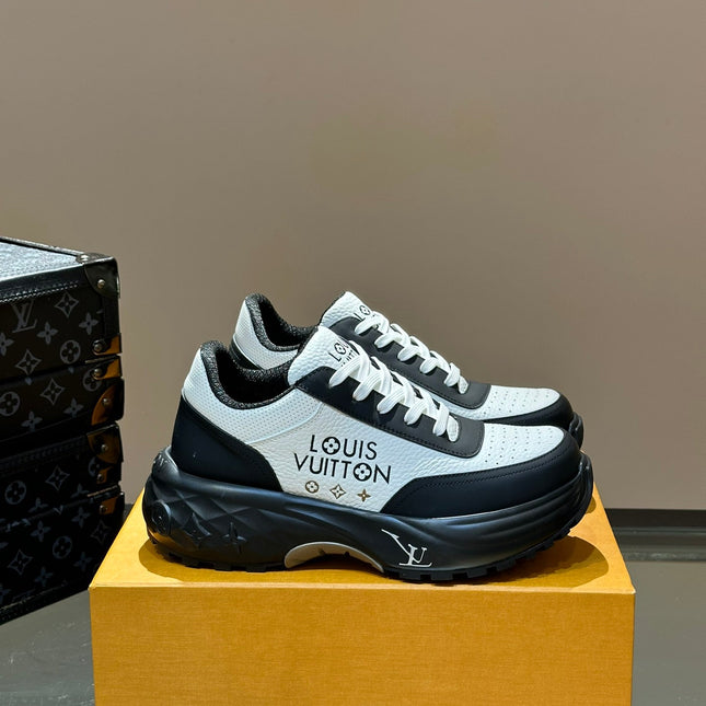 THICK-SOLED SNEAKER BLACK AND WHITE CALFSKIN