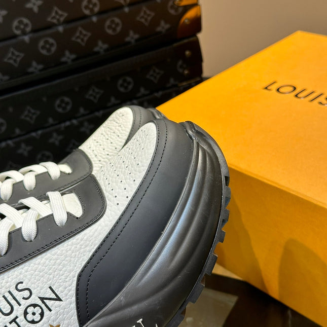 THICK-SOLED SNEAKER BLACK AND WHITE CALFSKIN