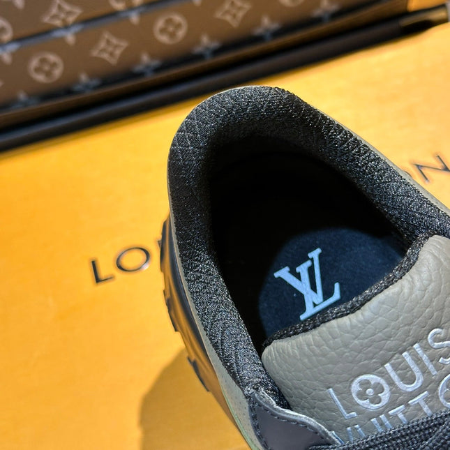 THICK-SOLED SNEAKER GREY AND BLACK CALFSKIN