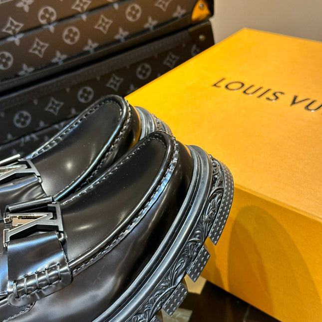 LV MAJOR LOAFER IN BLACK SOFT CALFSKIN