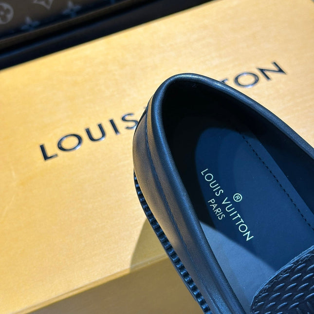 LV MAJOR LOAFER IN BLACK WITH PATERN CALFSKIN