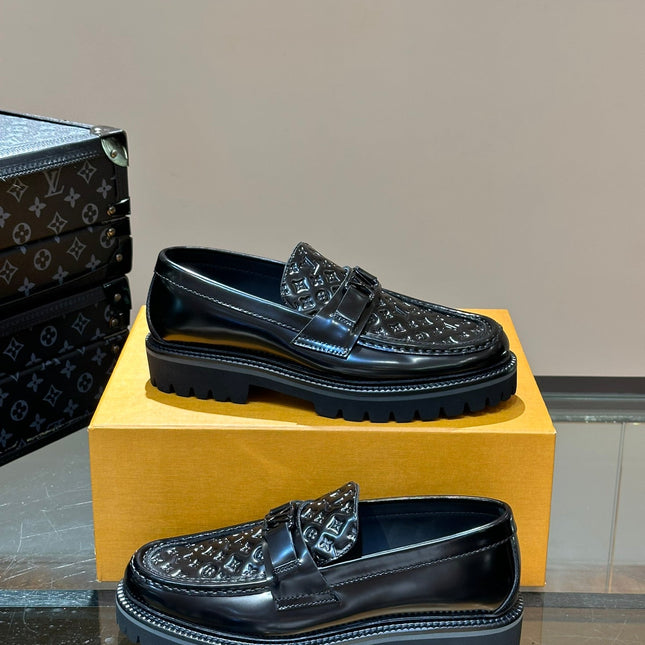 LV MAJOR LOAFER IN BLACK IMPRINT CALFSKIN