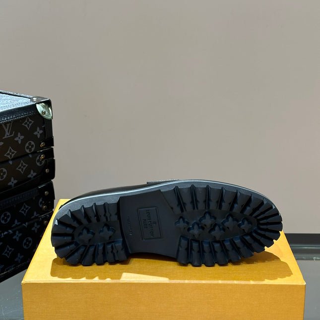 LV MAJOR LOAFER IN BLACK IMPRINT CALFSKIN