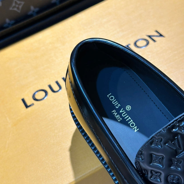 LV MAJOR LOAFER IN BLACK IMPRINT CALFSKIN