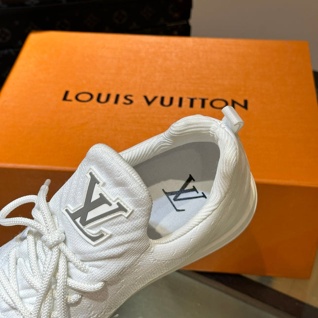 LV SNEAKERS IN WHITE CALFSKIN AND FABRIC BREATHABLE