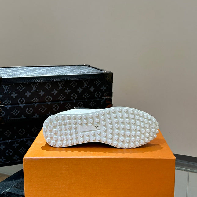 LV SNEAKERS IN WHITE MIX BLACK CALFSKIN AND FABRIC BREATHABLE