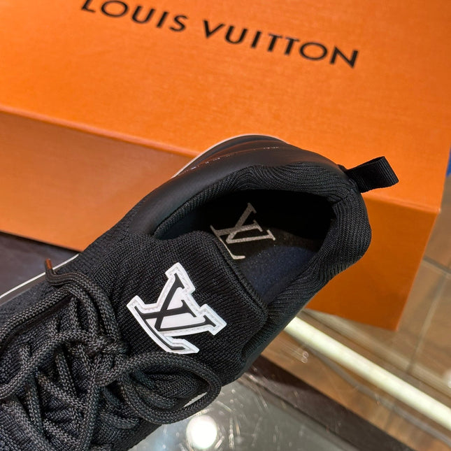 LV SNEAKERS IN BLACK CALFSKIN AND FABRIC BREATHABLE