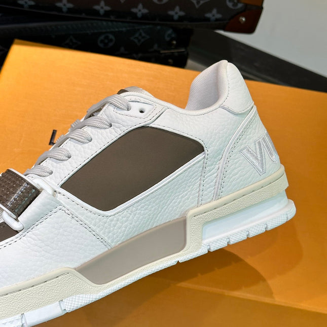 LV TRAINER SNEAKERS IN WHITE CALFSKIN AND MOCHA BROWN SUEDE