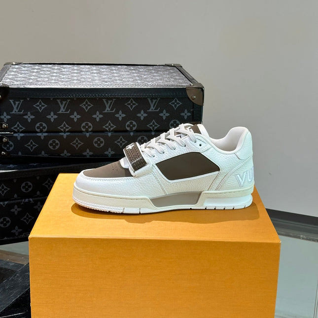 LV TRAINER SNEAKERS IN WHITE CALFSKIN AND MOCHA BROWN SUEDE
