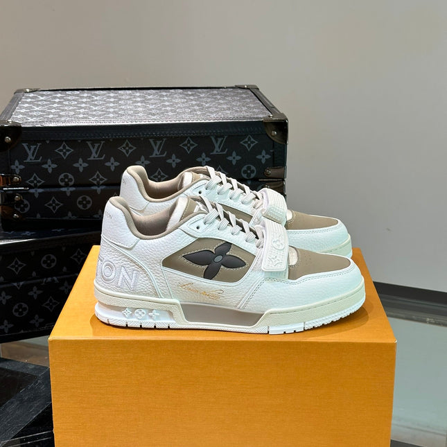 LV TRAINER SNEAKERS IN WHITE CALFSKIN AND CAMEL BROWN SUEDE