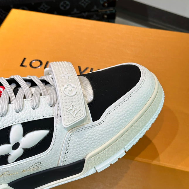 LV TRAINER SNEAKERS IN WHITE CALFSKIN AND BLACK SUEDE